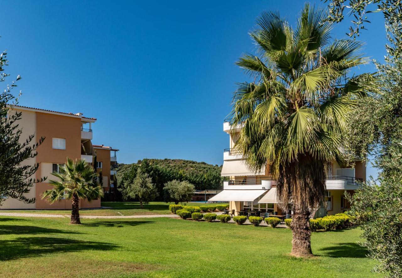 الشقق الفندقية زاخاروفي  Anilio Plaza المظهر الخارجي الصورة
