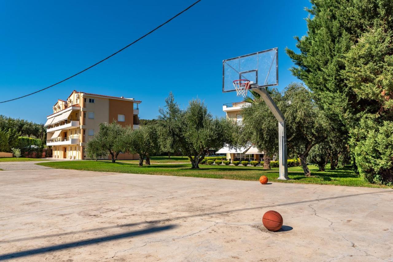 الشقق الفندقية زاخاروفي  Anilio Plaza المظهر الخارجي الصورة